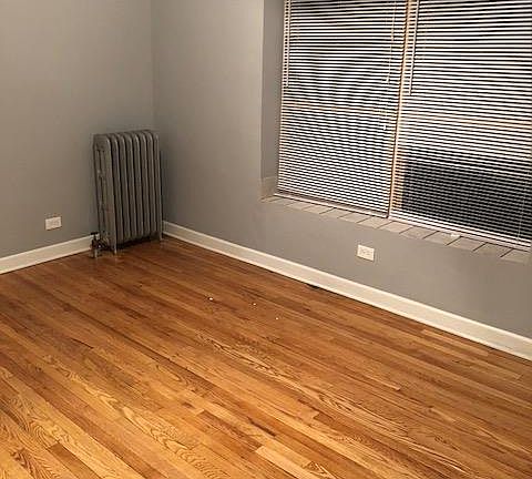 5th image of 4744 S Drexel Blvd APT 2W