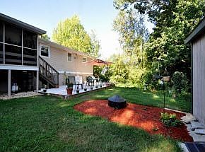 3rd image of 4219 E Penn Ct