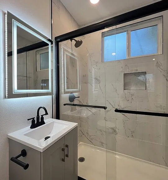421 E Chevy Chase Dr #1 — Photo 11