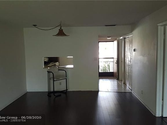 2nd image of 5535 Lakewood Cir N APT 322