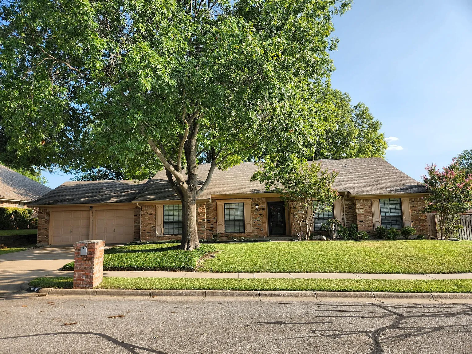 4 bed, 2247 sqft, $2,995 — Photo 1