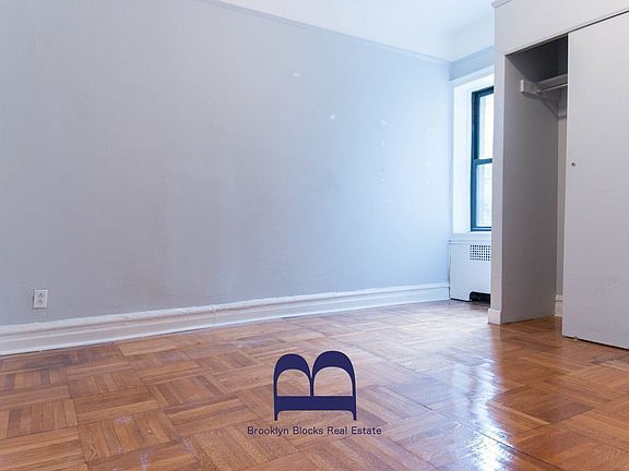 4th image of 50 E 19th St APT B1