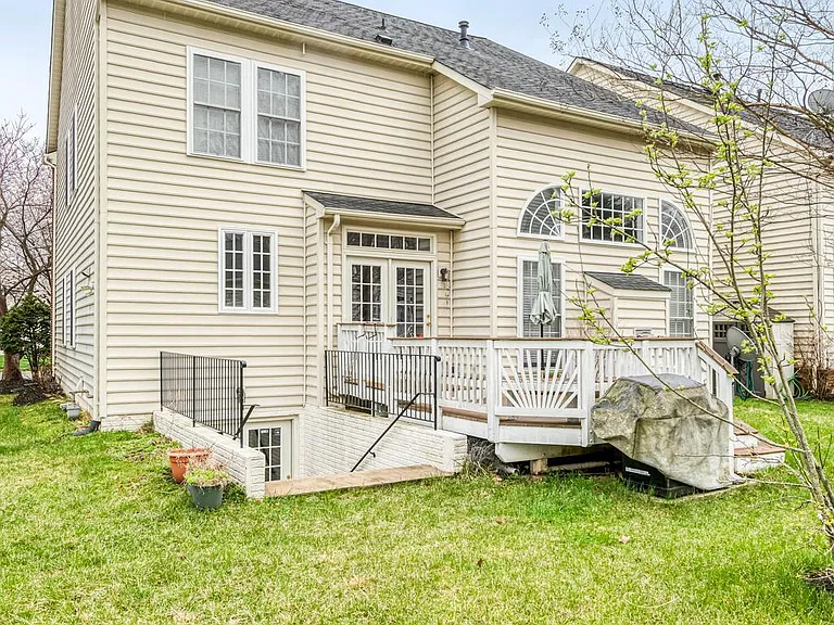8416 Churchside Dr — Photo 20