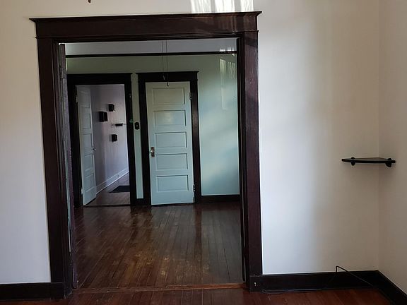 2nd image of 2949 Maurepas St