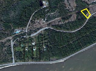 353 Gramercy Plantation Blvd, Eastpoint, FL 32328