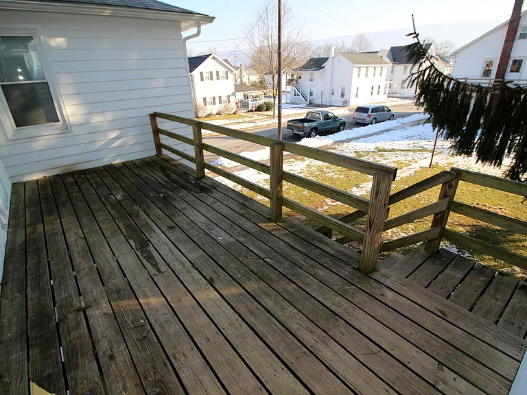 209 N Washington St — Photo 8