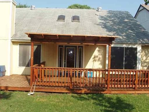 3rd image of 8210 MIDDLE POINT DR