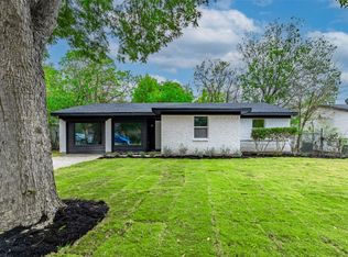 6204 Silvery Moon Dr, Dallas, TX 75241