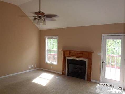 2nd image of 1390 Ambleside Dr