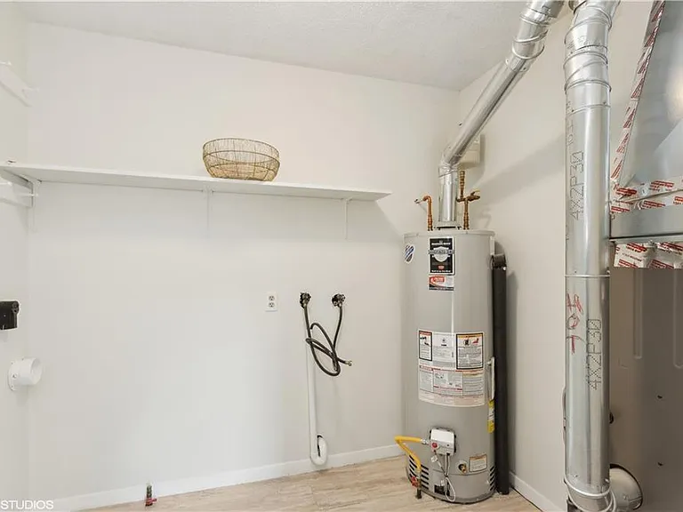 8543 Kessler St — Photo 17