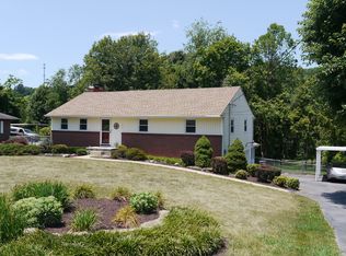 209 De Lee Dr, Kingsport, TN 37663