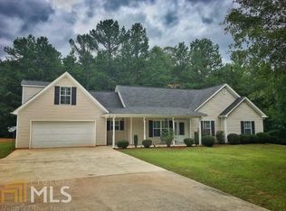 585 Sanders Davis Rd, Newnan, GA 30263