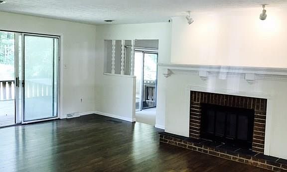 4th image of 9530 Allegheny Ave