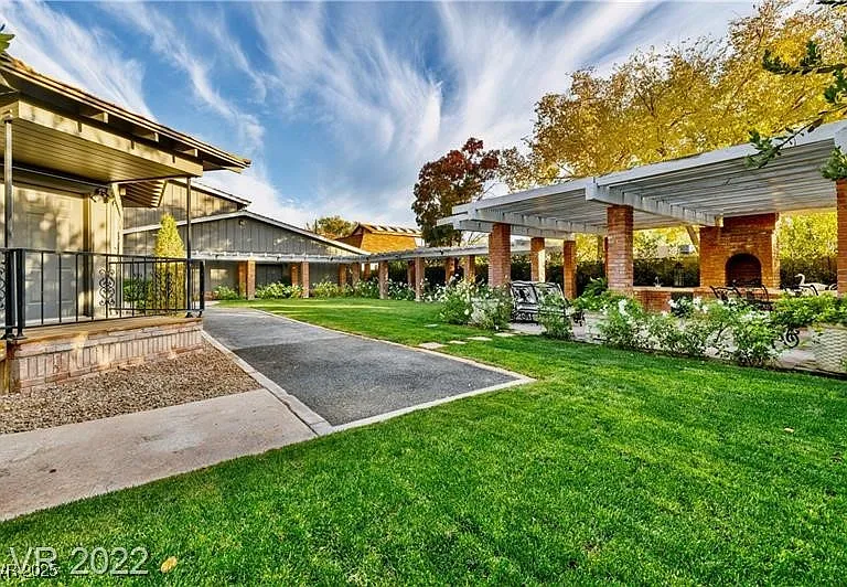 2801 Pinto Ln — Photo 37