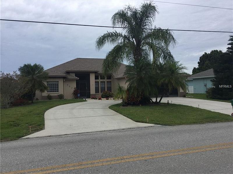 1st image of 427 Rotonda Cir