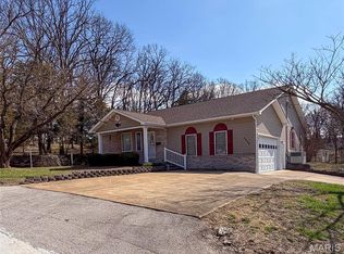 1710 Westwood Dr, Festus, MO 63028