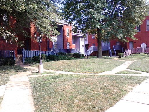 1st image of 1018B Marion St