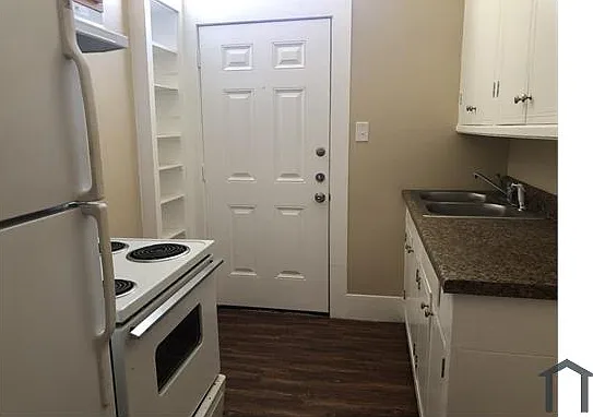 1 bed, 1000 sqft, $1,100 — Photo 4