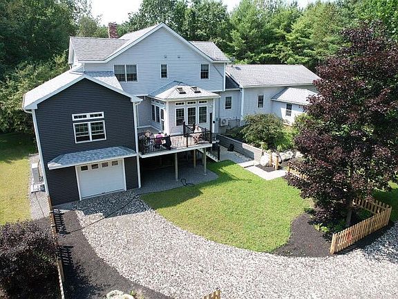 4th image of 71 Fogg Road