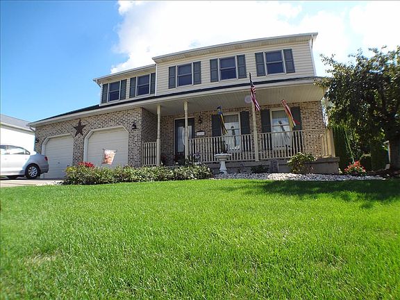 2nd image of 1327 Barrington Dr