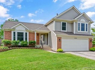 1608 Brompton Ct, Crystal Lake, IL 60014