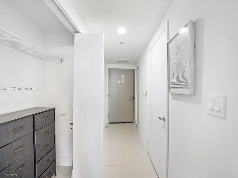 1750 N Bayshore Dr #1219 — Photo 10