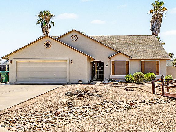 2nd image of 3053 E LOCKWOOD Street