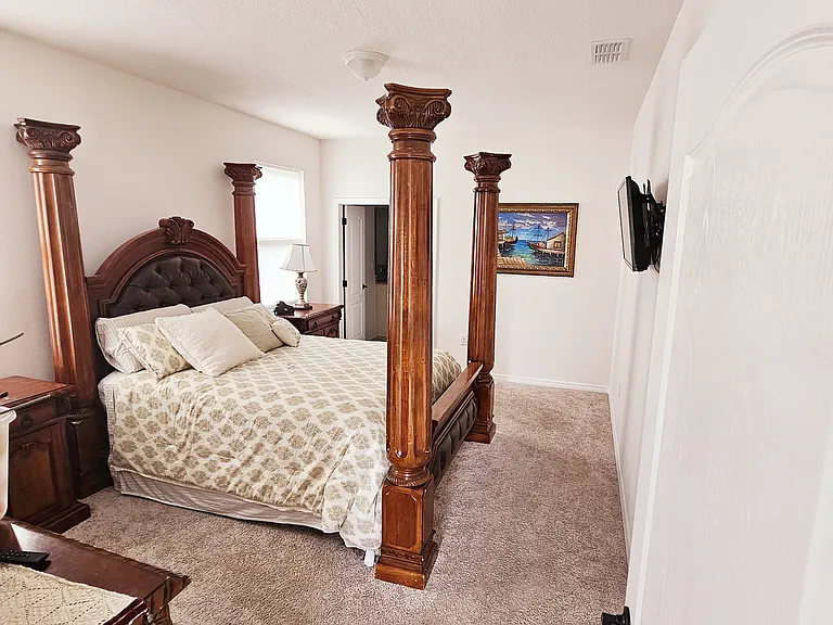 1937 Napoli Dr — Photo 2