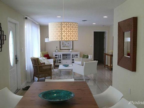 20140809171703780322000000-o