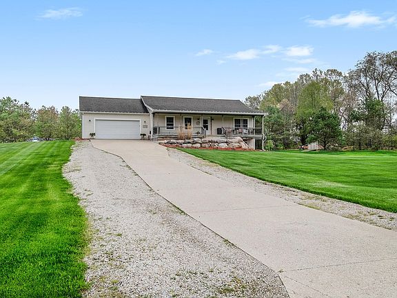 4th image of 2312 Stanton Dr