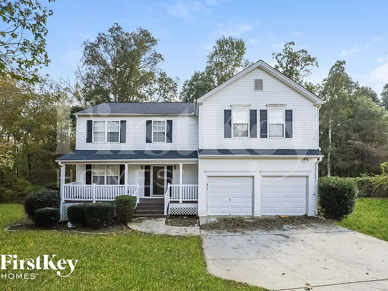1059 Grandview Cir — Photo 1