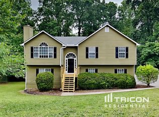 207 Legend Dr, Dallas, GA 30157