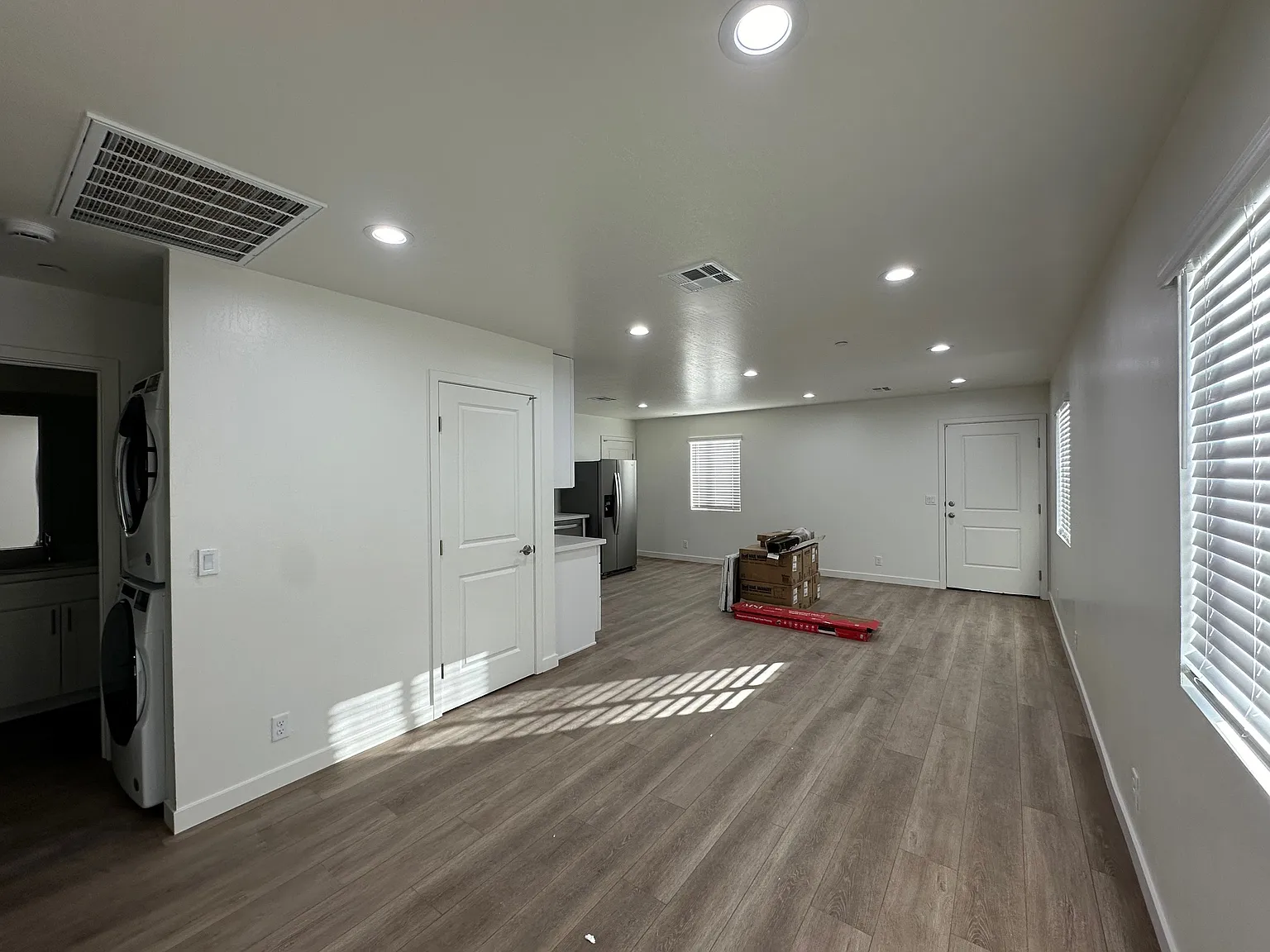 2 bed, 780 sqft, $1,300 — Photo 4