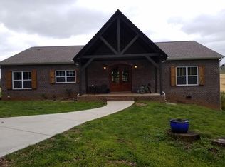 3028 Devault Rd, Louisville, TN 37777