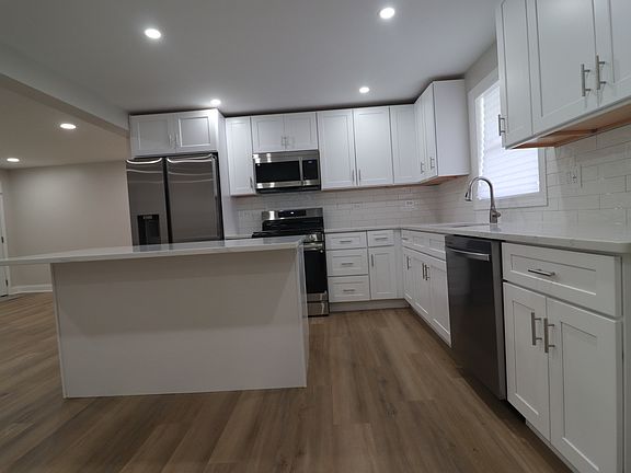 5th image of 18310 Anthony Ave