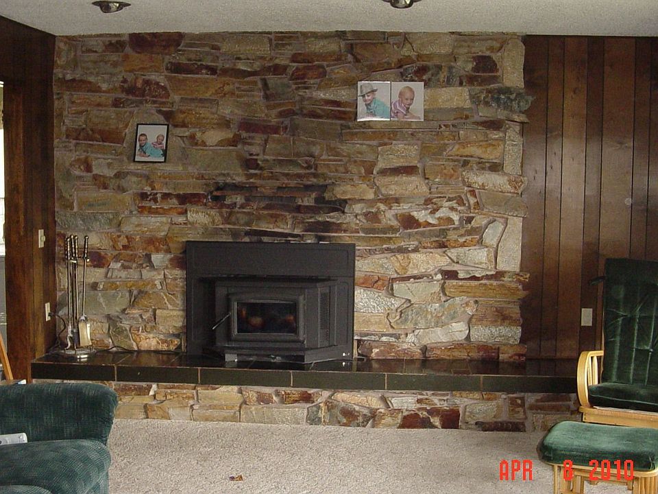 upstaris fireplace