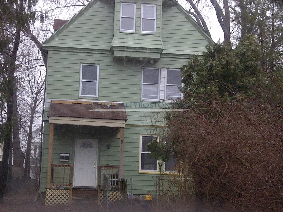 5 Murdock St