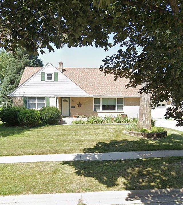 1st image of 1220 Roncevalles Ave