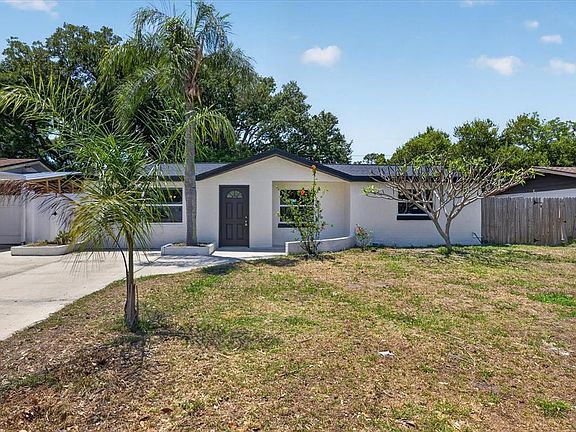 3rd image of 3851 Saturn Dr