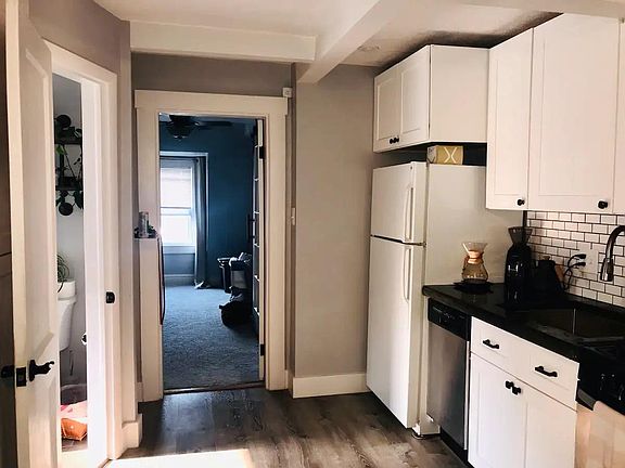 3rd image of 312 Ingleside Ave APT 3