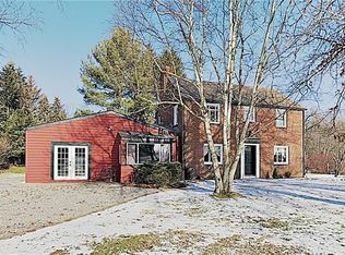 116 Cabin Ln, Pittsburgh, PA