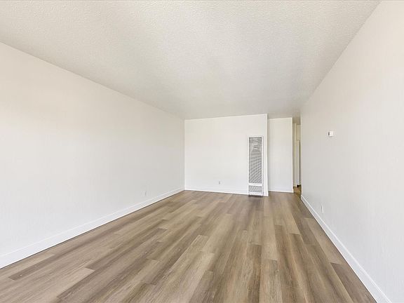 5th image of 359 20th Ave #305