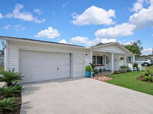 6 James Ct, Beverly Hills, FL 34465