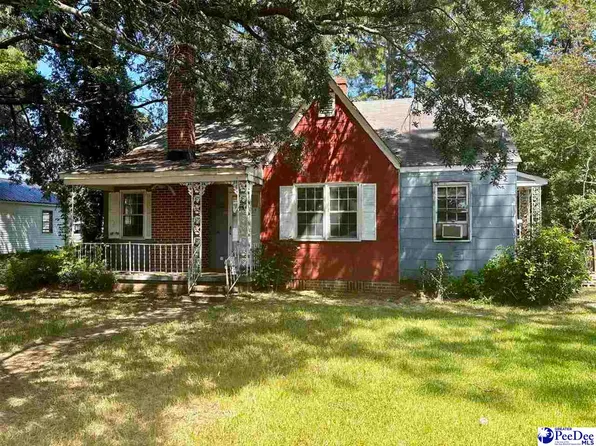 214 Stewart St, Dillon, SC 29536