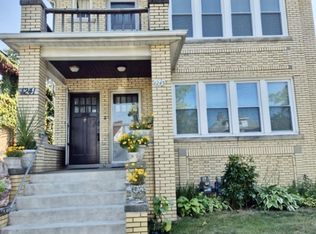 1241 Beaconsfield Ave, Grosse Pointe, MI 48230