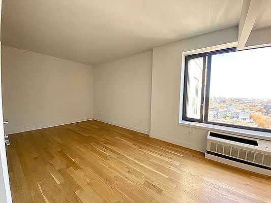 5th image of 409 Eastern Pkwy Penthouse 10