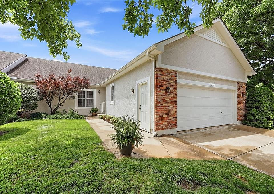 1st image of 12202 Caenen St