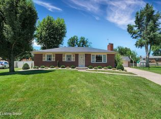 9910 Fireside Dr, Louisville, KY 40272