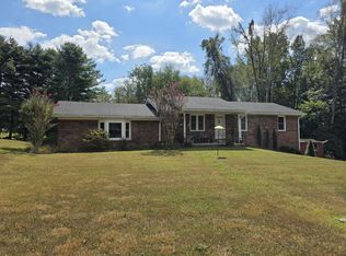 249 Cummins Ln, Somerset, KY 42503