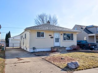24906 Brittany Ave, Eastpointe, MI 48021